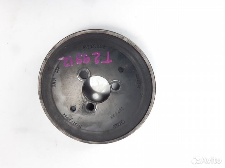 Шкив помпы Volkswagen Touareg 3.0 TDI BKS 2009