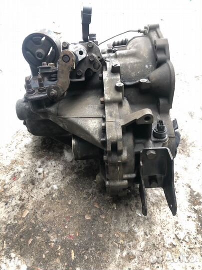 МКПП Mitsubishi Carisma седан 1.8 GDI 1999