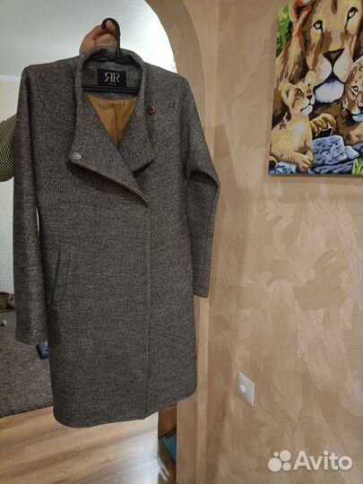 Пальто женское 44 46