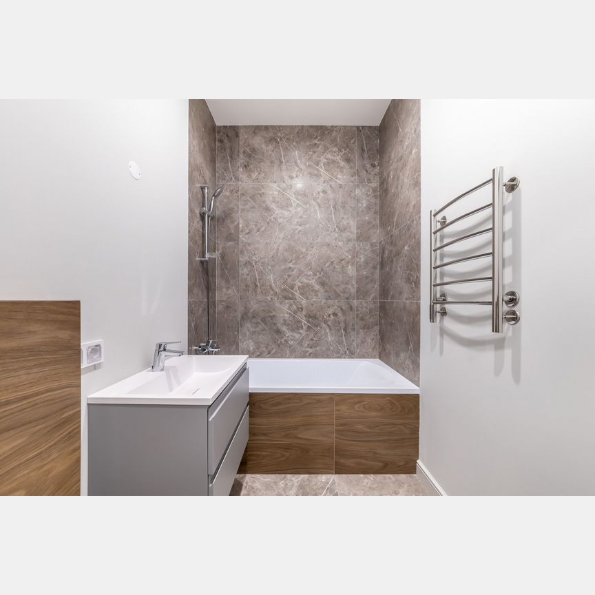 3-к. квартира, 83,7 м², 13/13 эт.