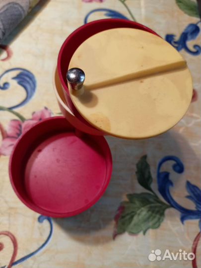 Коробка секционная для мелочей, СССР