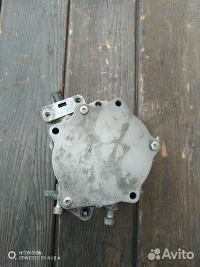 Вакуумный насос Ауди А6 С6 2.0 BPJ