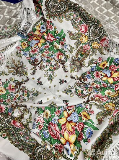 Платок новый с этикеткой