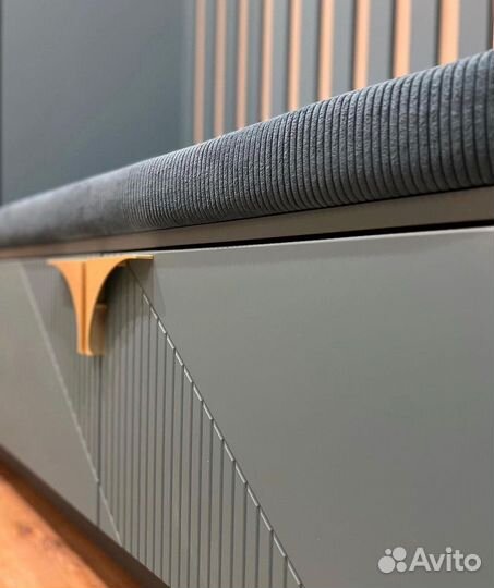 Шкаф в квартиру X 685