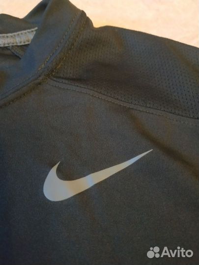 Новая футболка Nike dri fit