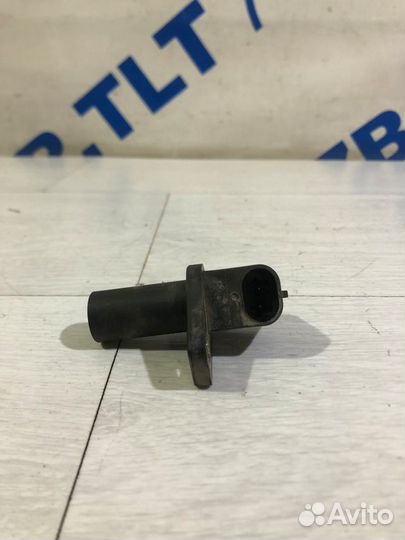 Датчик коленвала LADA vesta 1.6 мт седан