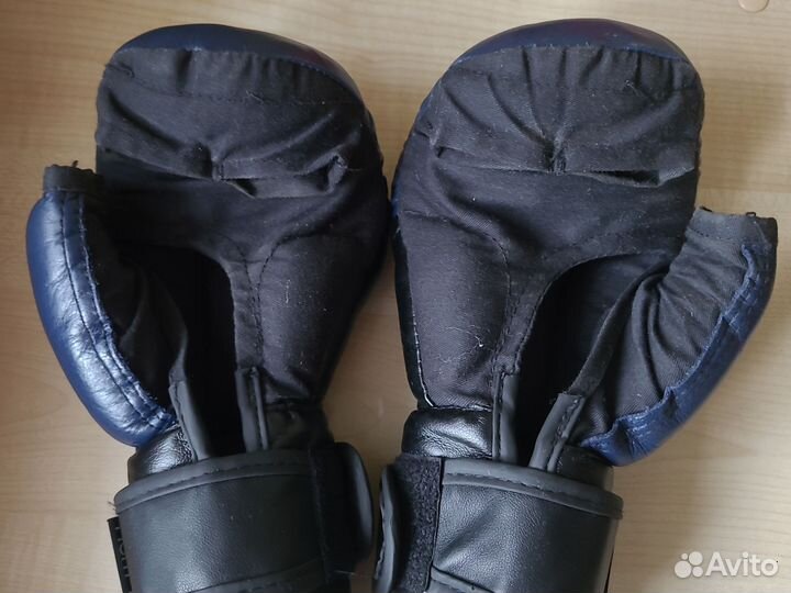 Перчатки для рукопашного боя