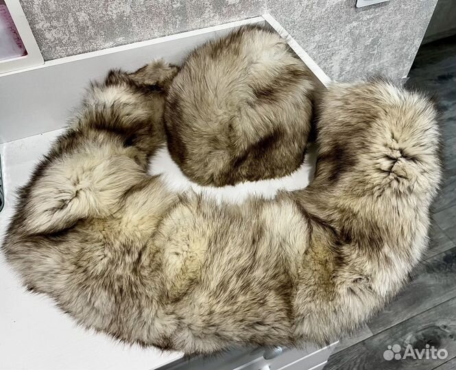 Воротник и шапка из песца