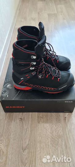 Треккенговые ботинки mammut