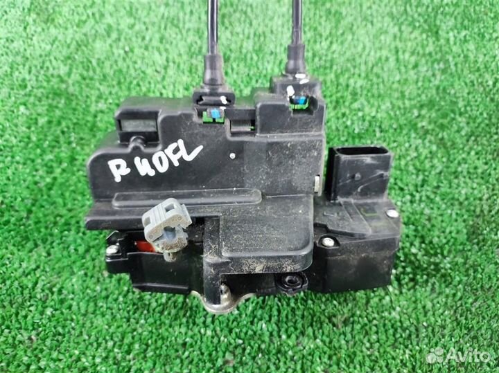 Замок двери передней левой Chevrolet Captiva 2008