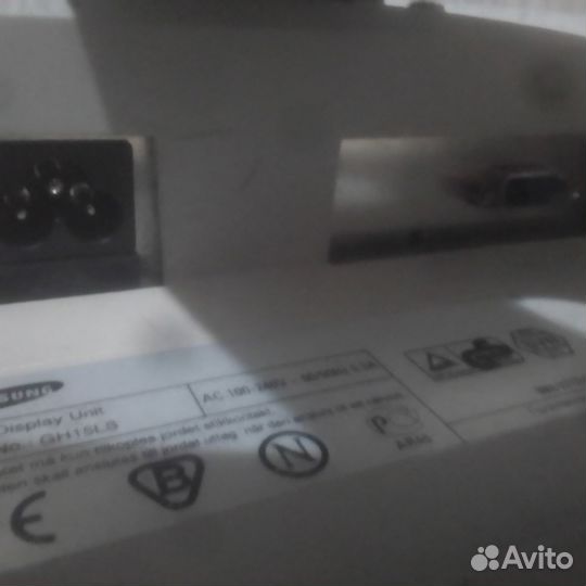 Монитор Samsung