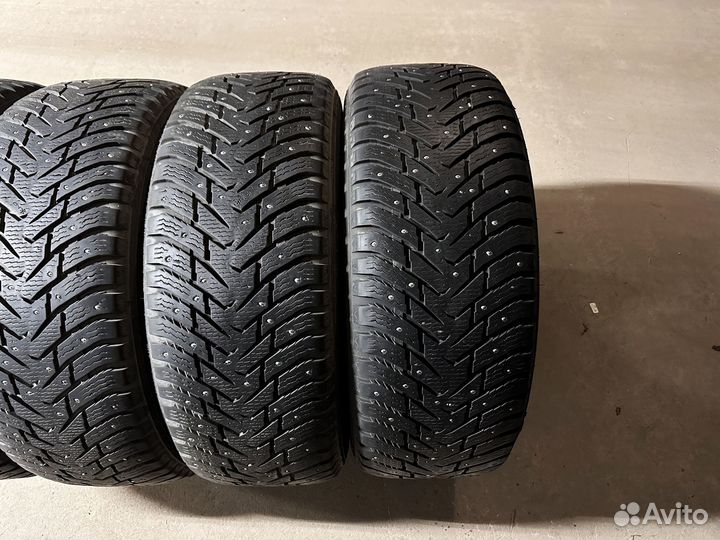 Nokian Tyres Hakkapeliitta 8 265/60 R18