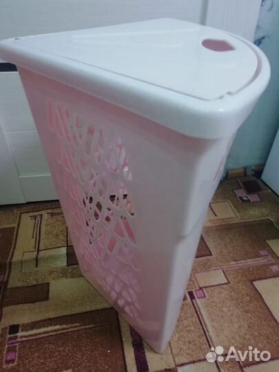 Корзина для белья угловая