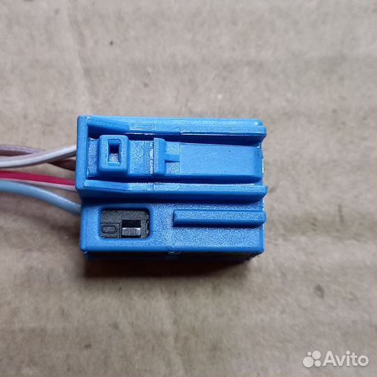 Mercedes W166 W292 разъём проводки потолка