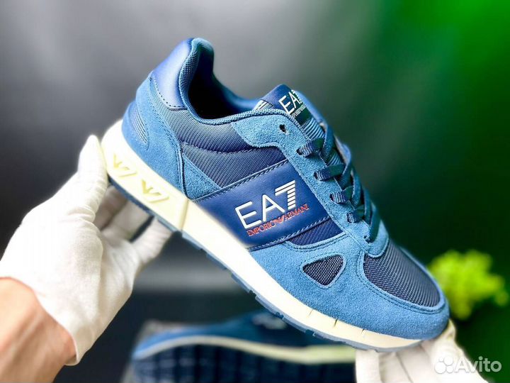 Кроссовки Armani