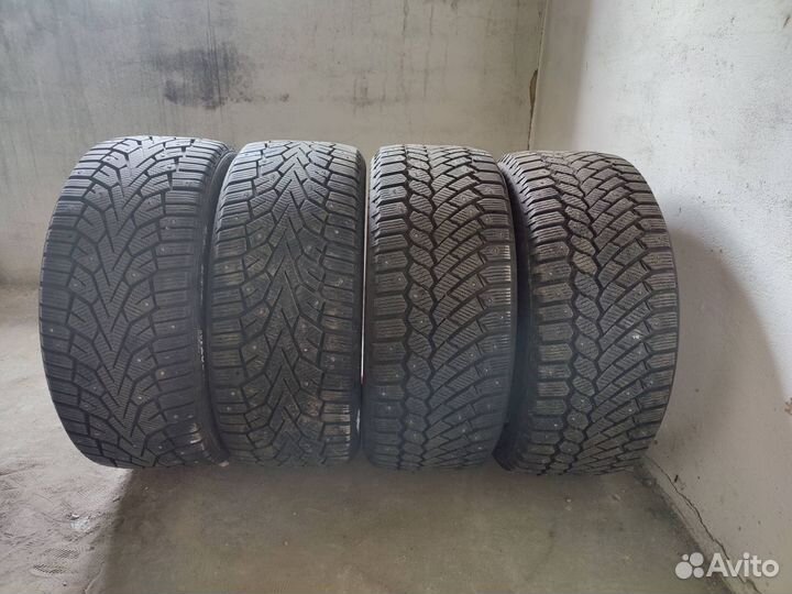 Gislaved Nord Frost 200 225/45 R17 94T