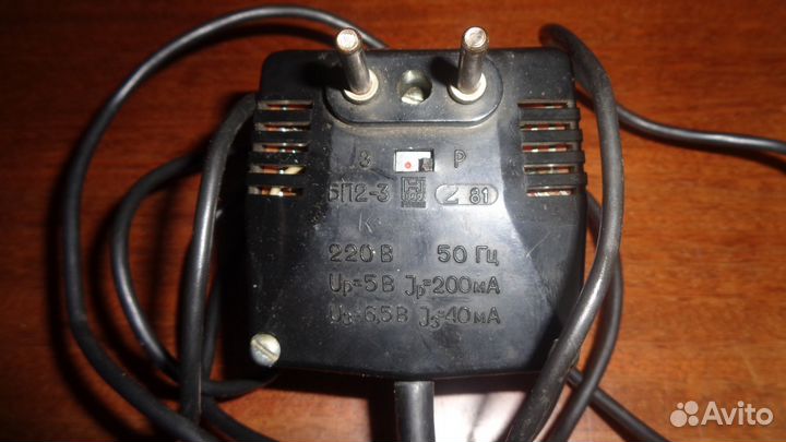 Блоки питания (сетевые адаптеры), зарядки