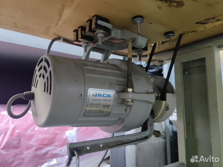 Швейная машинка