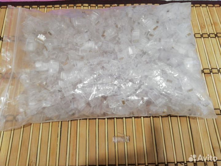 Конекторы RG-45 470 штук