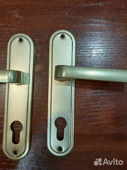 Ручка для входной двери