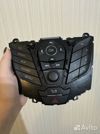 Блок управления магнитолой ford focus 3