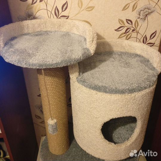 Домик для крупных кошек