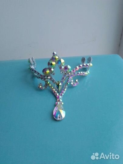 Украшение корона на кичку на пучок для гимнастики