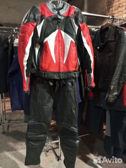 Мотокуртки кожаные