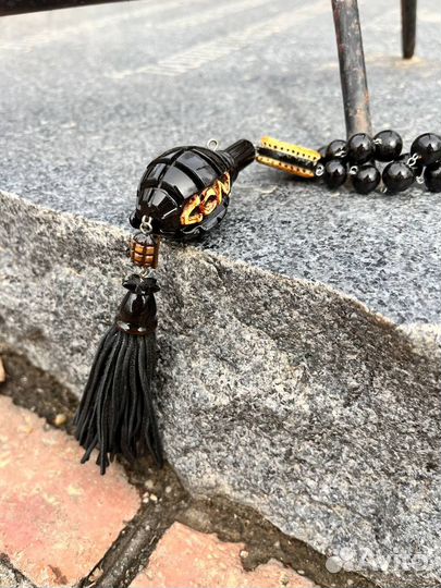 Четки в машину ручной работы из эбонита 