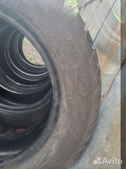 Goodyear UltraGrip Extreme 195/65 R15 91T