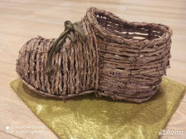 Плетёное кашпо для цветов