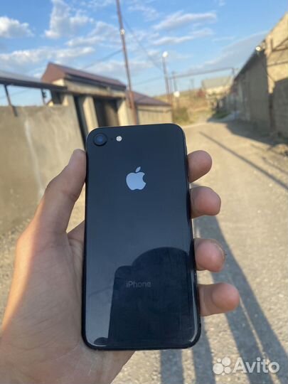 iPhone 8