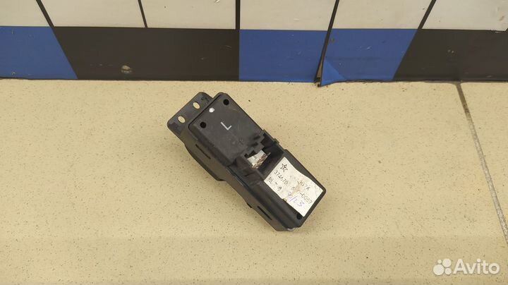 Кнопка стеклоподъемника Hover H5 2010