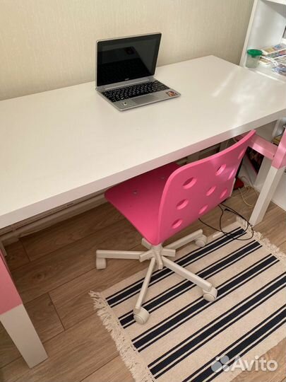 Письменный стол для школьника IKEA