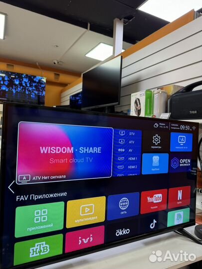 Телевизор SMART TV 