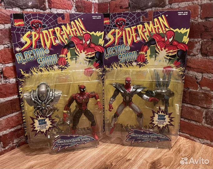 Shock-spidey & Electro-Spark Spider-Man (Toy Biz)