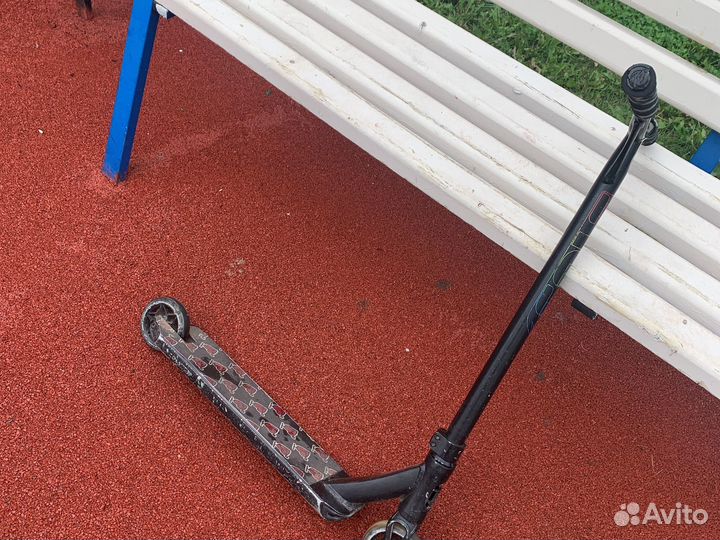 Трюковой самокат colt