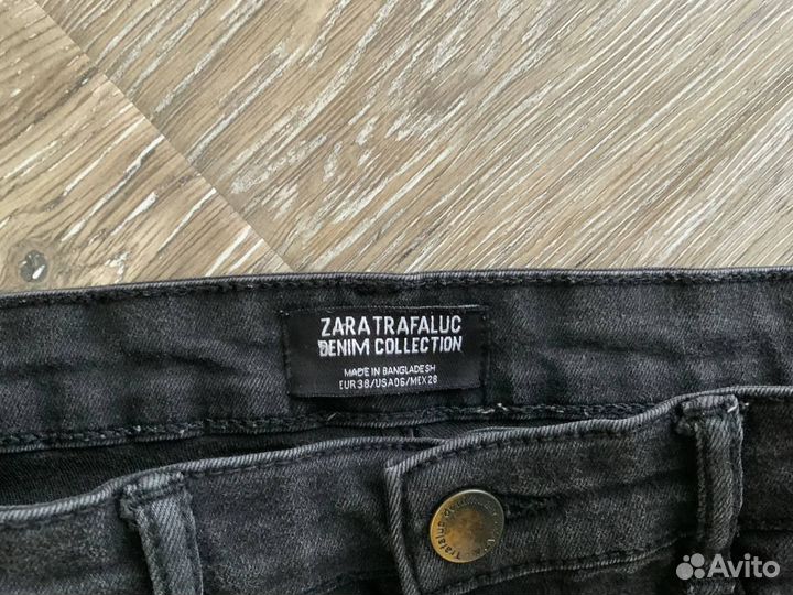 Джинсы женские