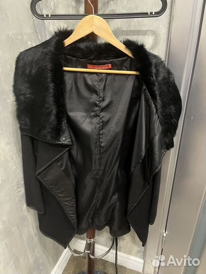 Пальто шерстяное