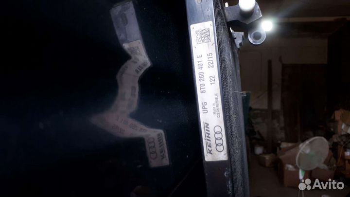 Радиатор кондиционера Audi Q5