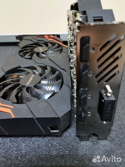 Супер Игровая видеокарта Gigabyte GTX 1070