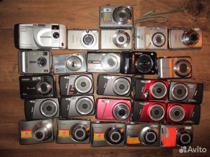 Коллекция фотоаппаратов рабочих и на части
