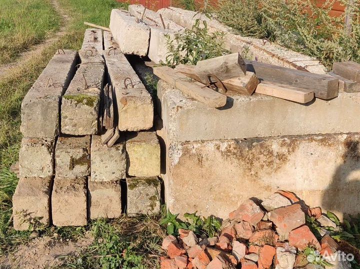 Перемычки бетонные бу