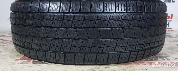 Goform W705 215/60 R17