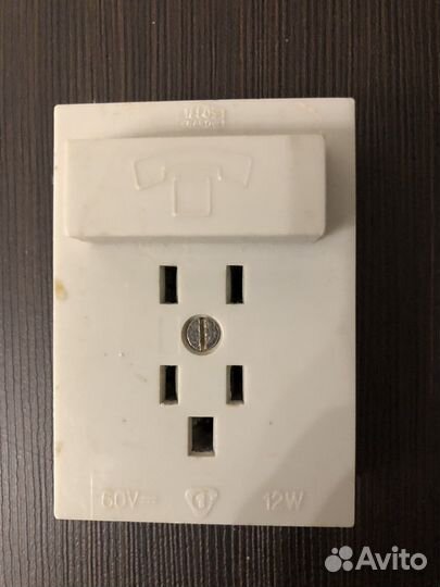 Розетка телефонная