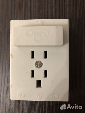 Розетка телефонная