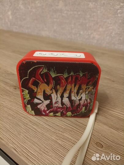 Блютуз колонка