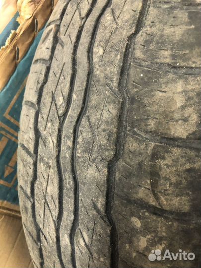 Bridgestone Dueler H/T 687 225/65 R17