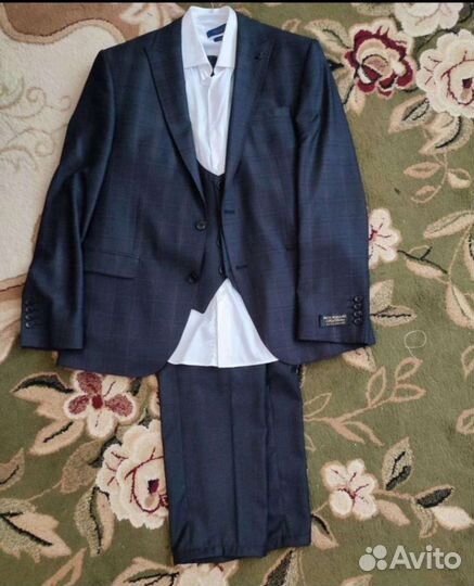Костюм мужской