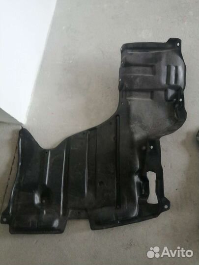 Защита двигателя Toyota carina AT211